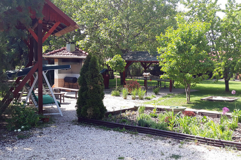 kert pakasz gallery 2 768x512