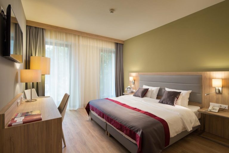 superior twin 768x512