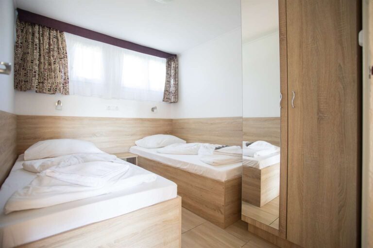 aranypart camping siofok carmen plus apartman haloszoba ketagyas 768x512