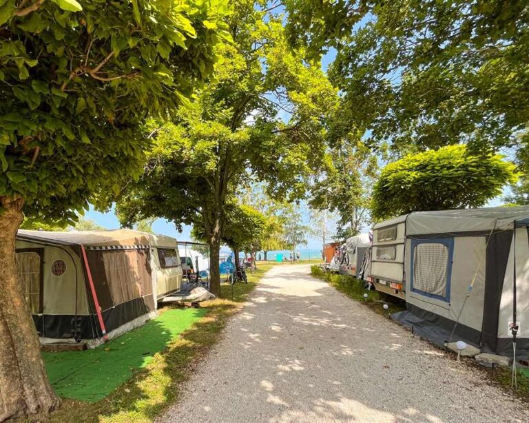 aranypart camping siofok lakokocsi parcella 1 768x614