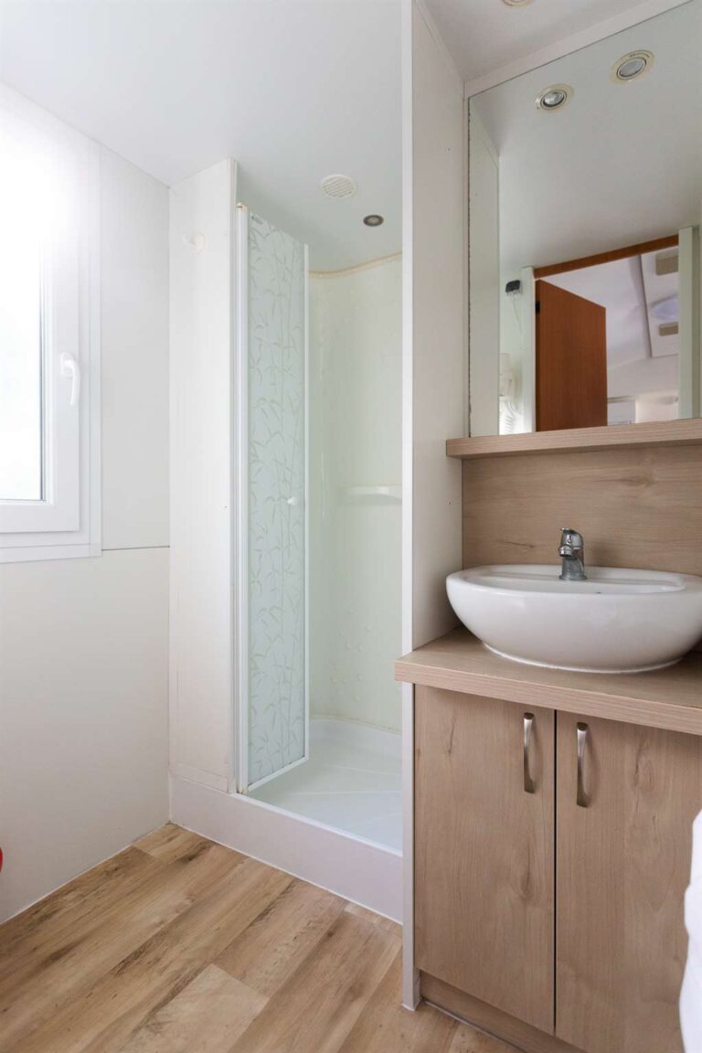 aranypart camping suncool 6 768x1152