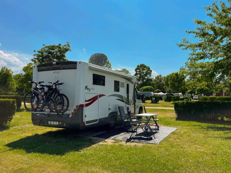lakoauto aranypart camping siofok balaton 1 768x576