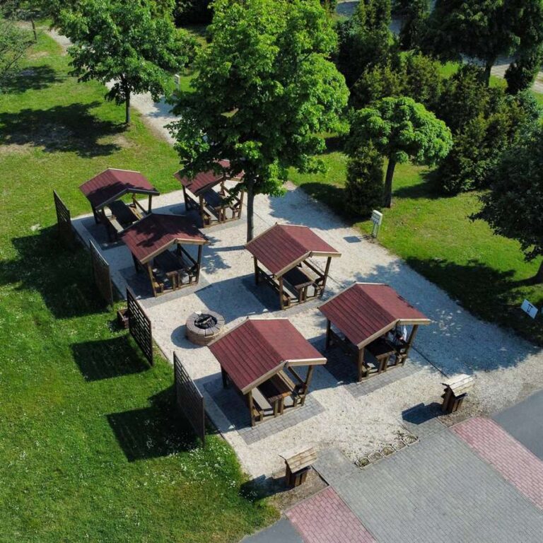 sport szabadido tuzrakohely aranypart camping siofok 4 768x768