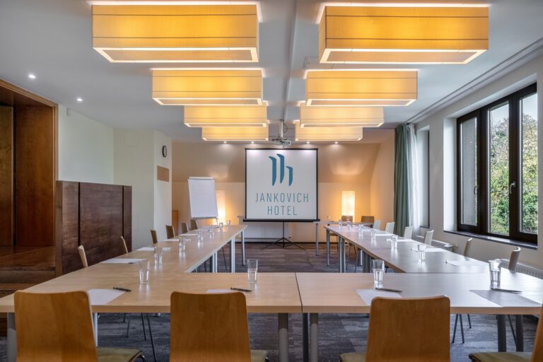 09 Rendezveny 1 768x512